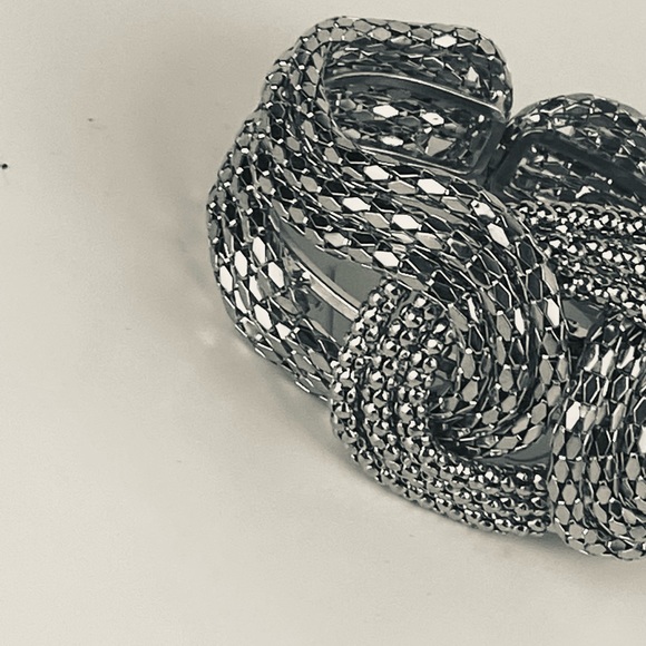 Infinity Knot Triple Strand Fashionable In Silver Bracelet NWT - Picture 4 of 6